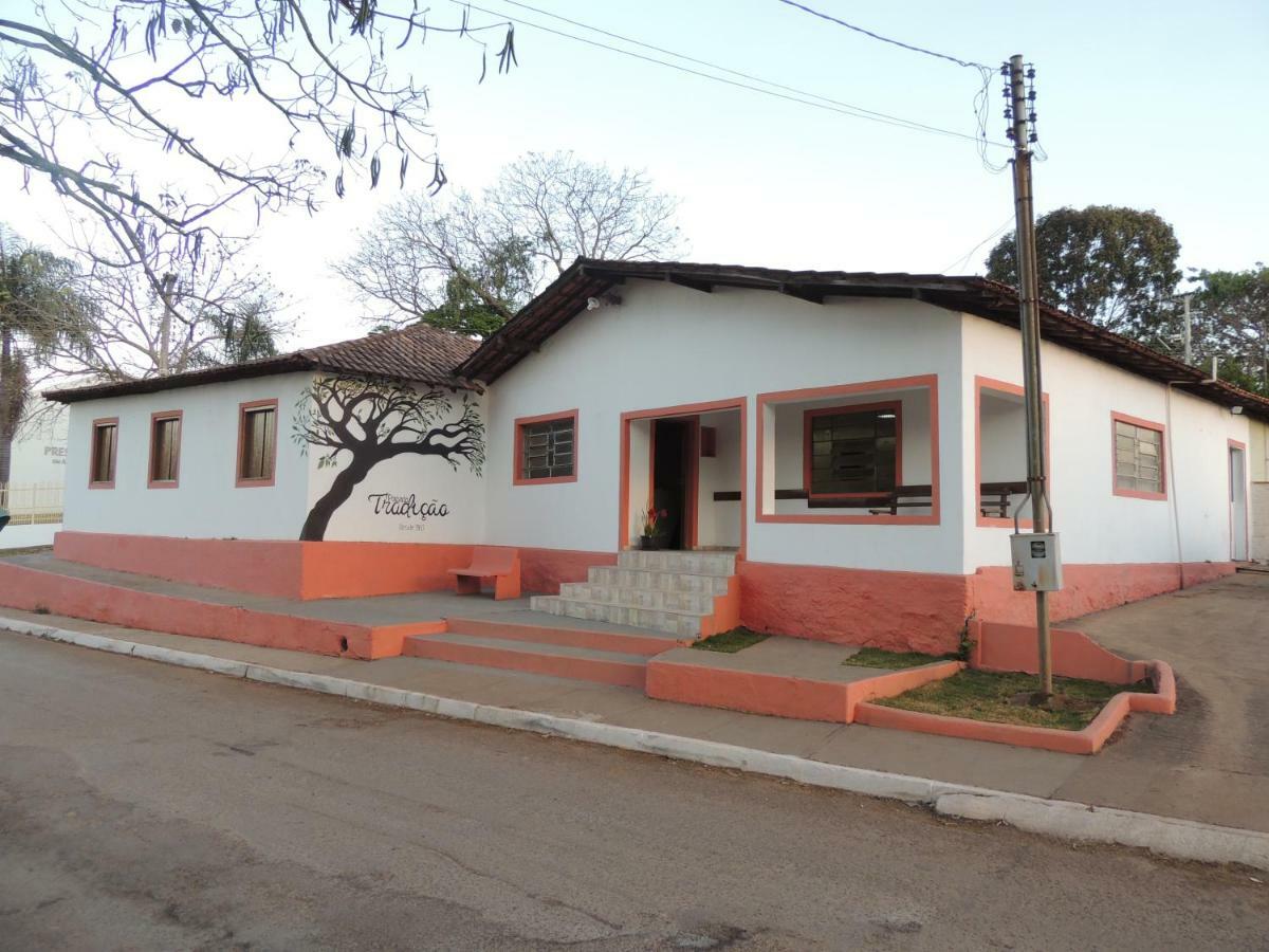 Pousada Tradicao Алту-Параизу-ди-Гояс Экстерьер фото